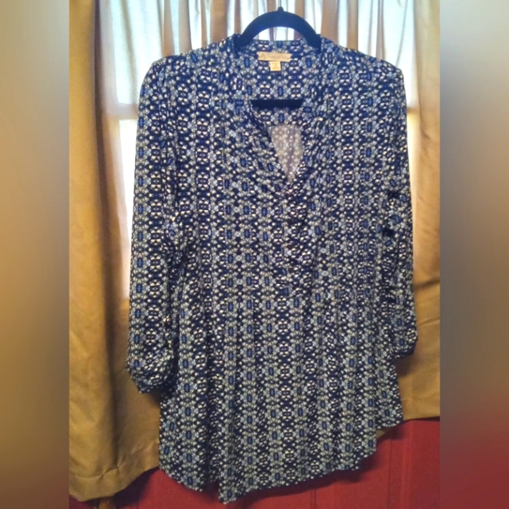 Vintage long sleeved tunic time
